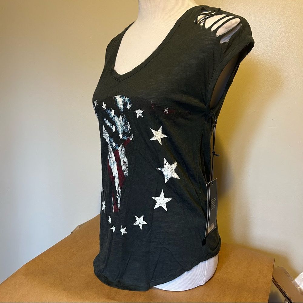 NWT Rock & Republic Flag Graphic Rocker Tee Shredded Shoulder Y2K Biker Black XS